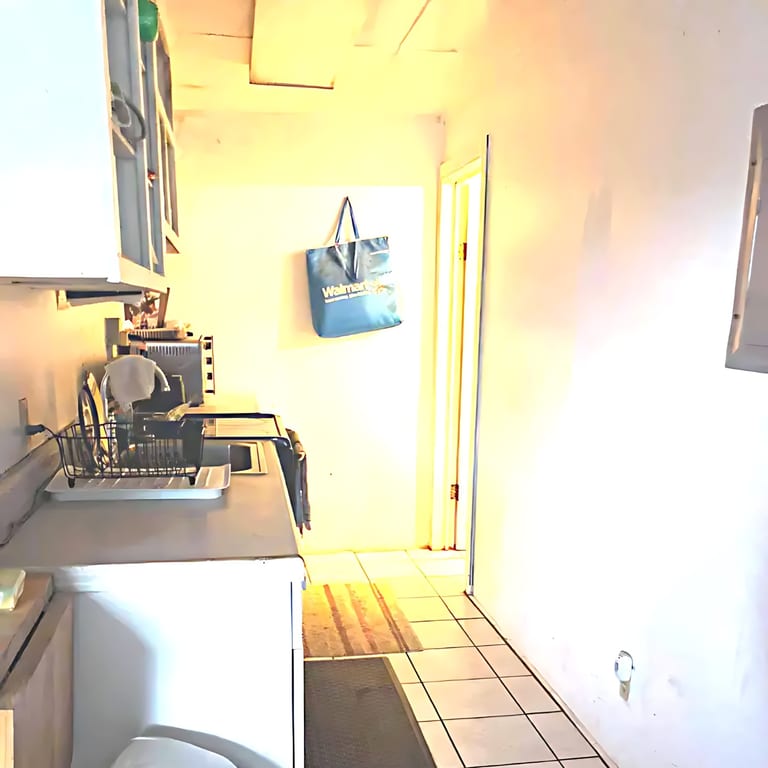 From a Small Kitchen in La’ie to Something Bigger